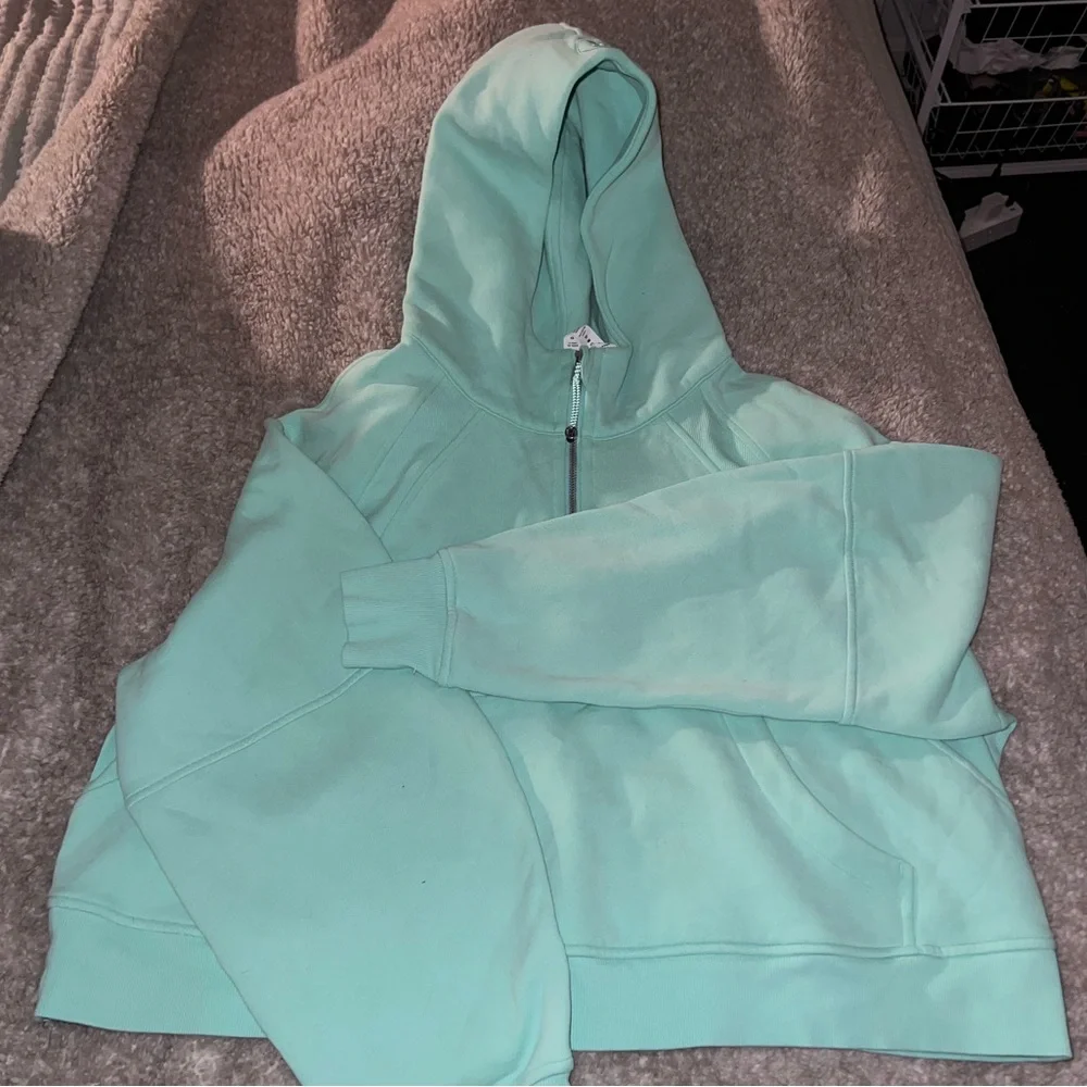 Lululemon Scuba Oversized Half-Zip Hoodie in Mint Green - Picture 3 of 6